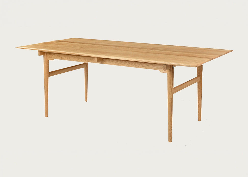 CH327 Dining Table 190 x 95cm / Oiled Oak