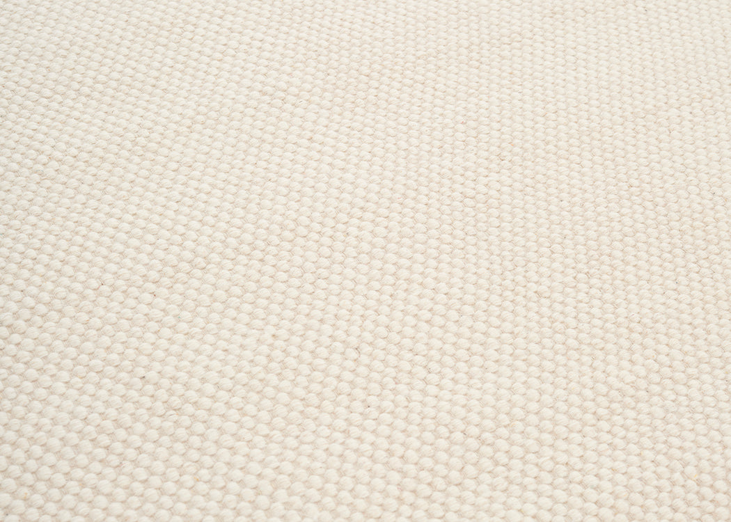 Asko Rug Off White 140cm x 200cm