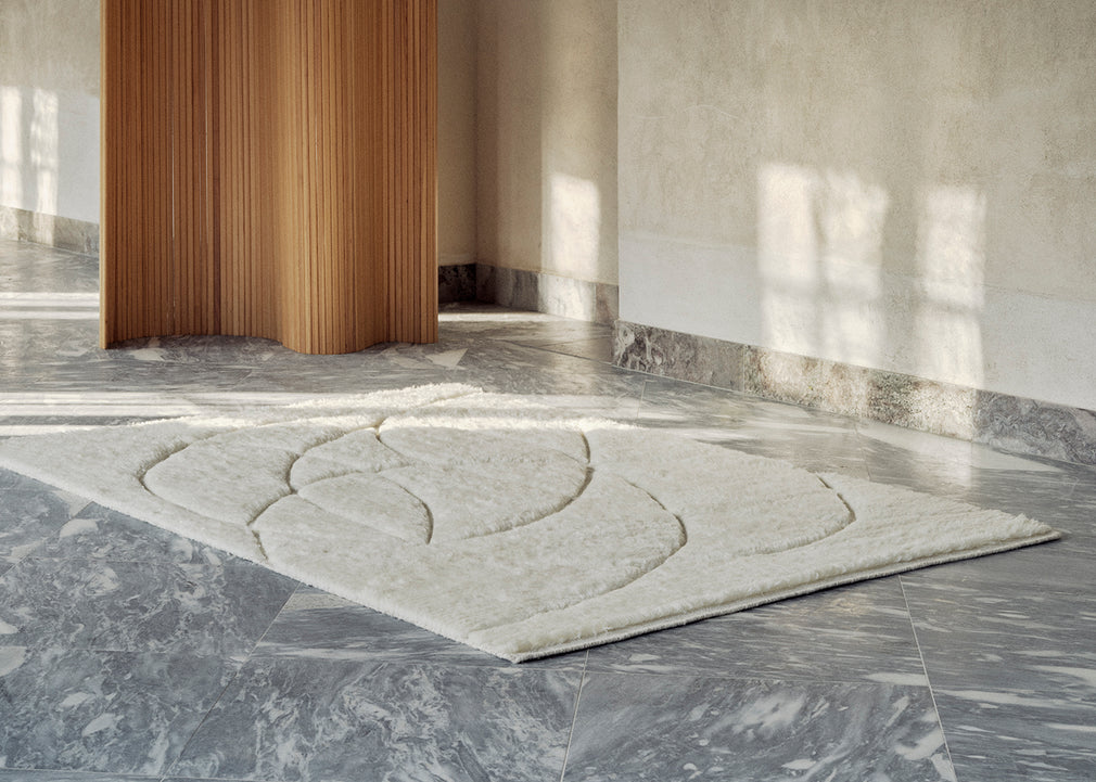 Lineal Sweep Rug White 140cm x 200cm