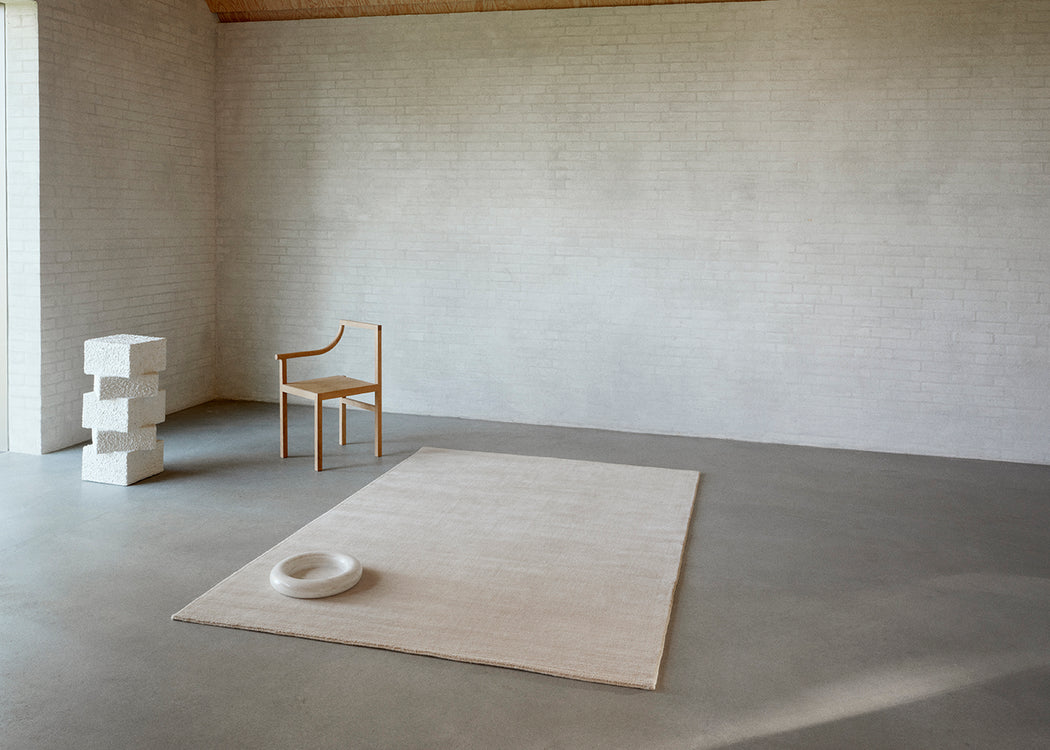 Halo Cloud Rug Beige 140cm x 200cm