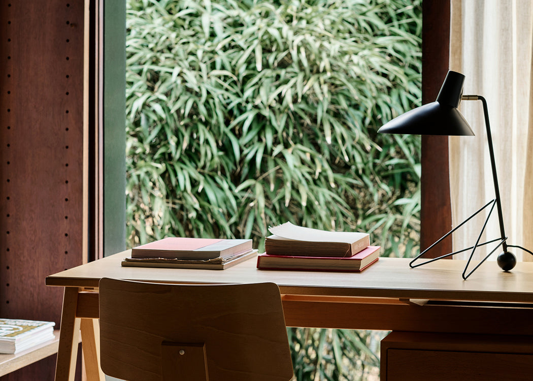 Tripod Table Lamp Black