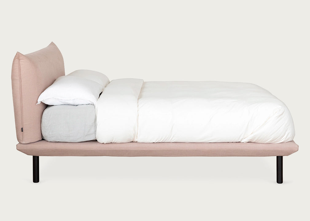 Aria Bed Double / Nova Boucle Oat / Black