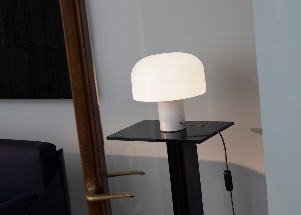 Bellhop Table Lamp White & Choko