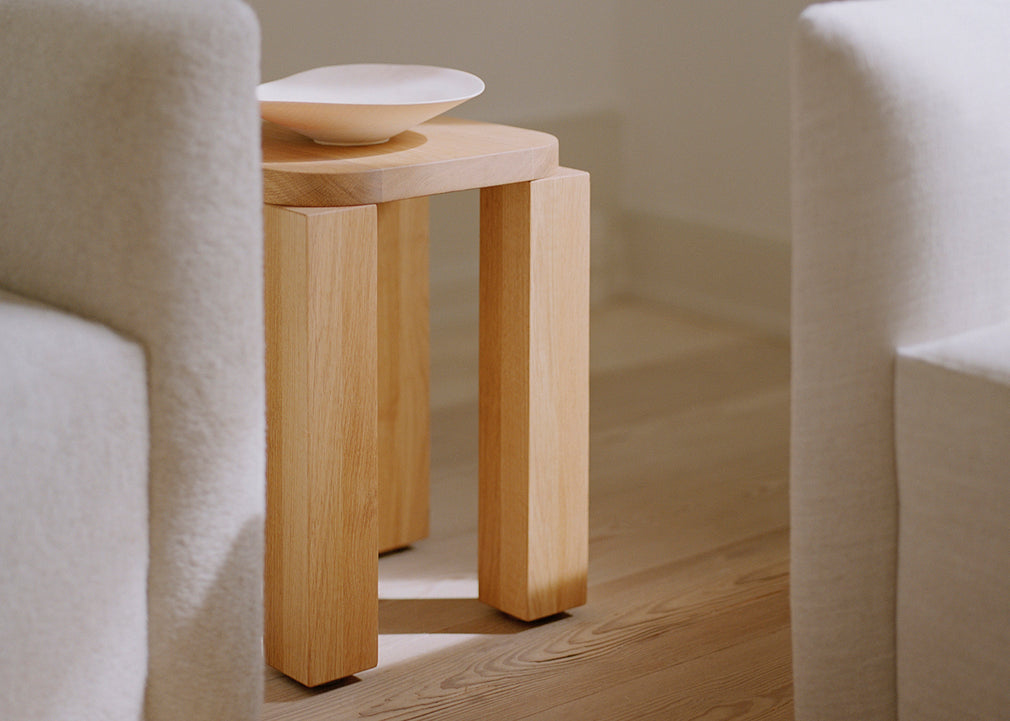 Atlas Stool Fumed Oak