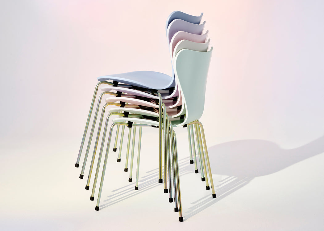 Series 7 Chair 7:14AM Green / Chrome