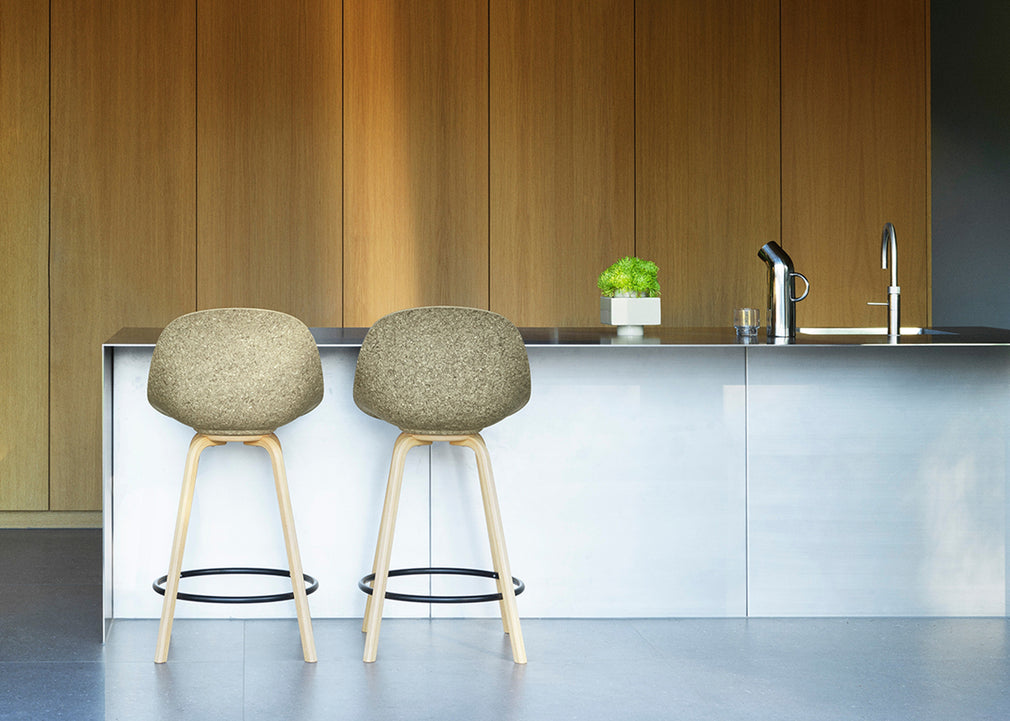 Mat Bar Chair 65cm Seaweed / Black Beech