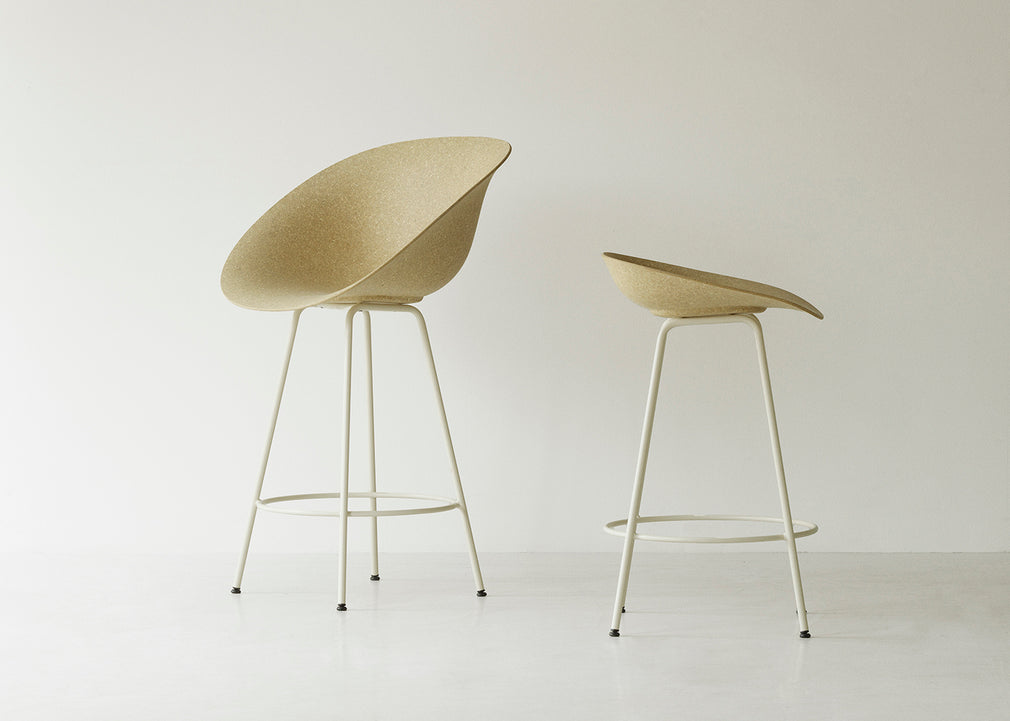 Mat Bar Armchair 65cm Seaweed / Black Beech