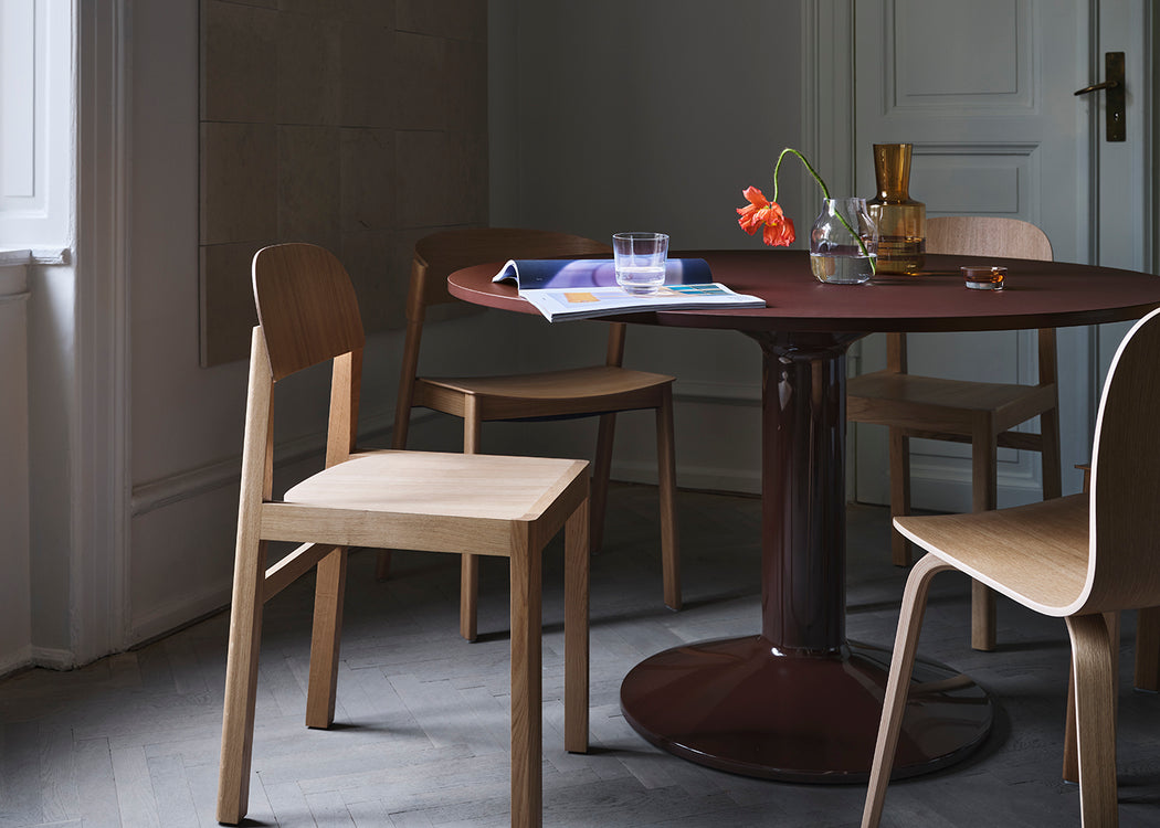 Midst Table 120cm Dark Red Lino Red