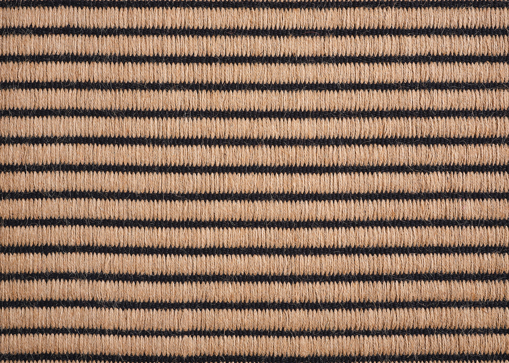Line Rug Black 170cm x 240cm