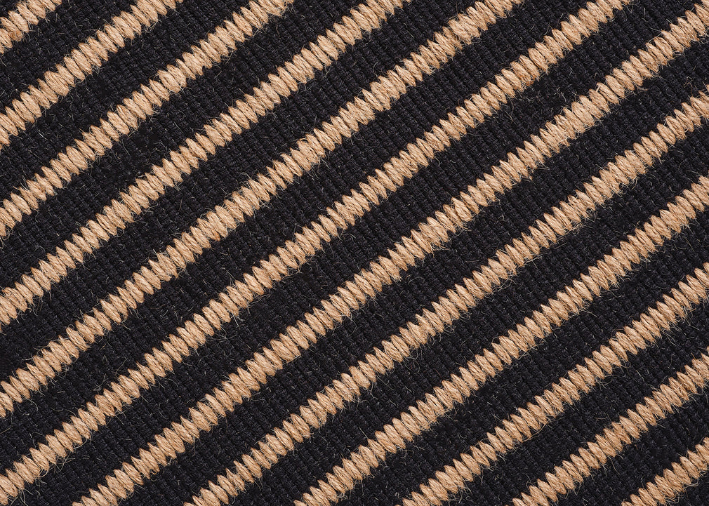 Line Rug Black 170cm x 240cm