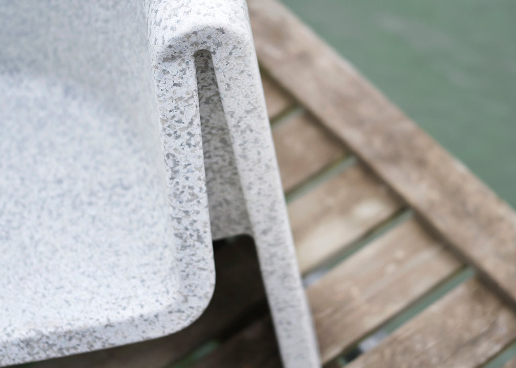 Bit Lounge Chair White