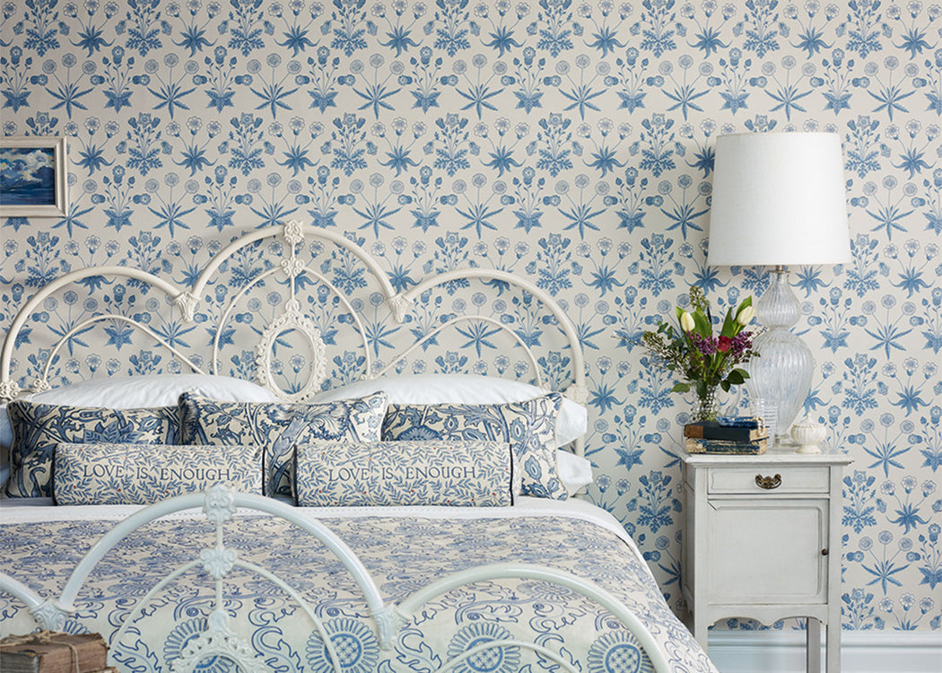 Daisy Wallpaper Coral-Manilla