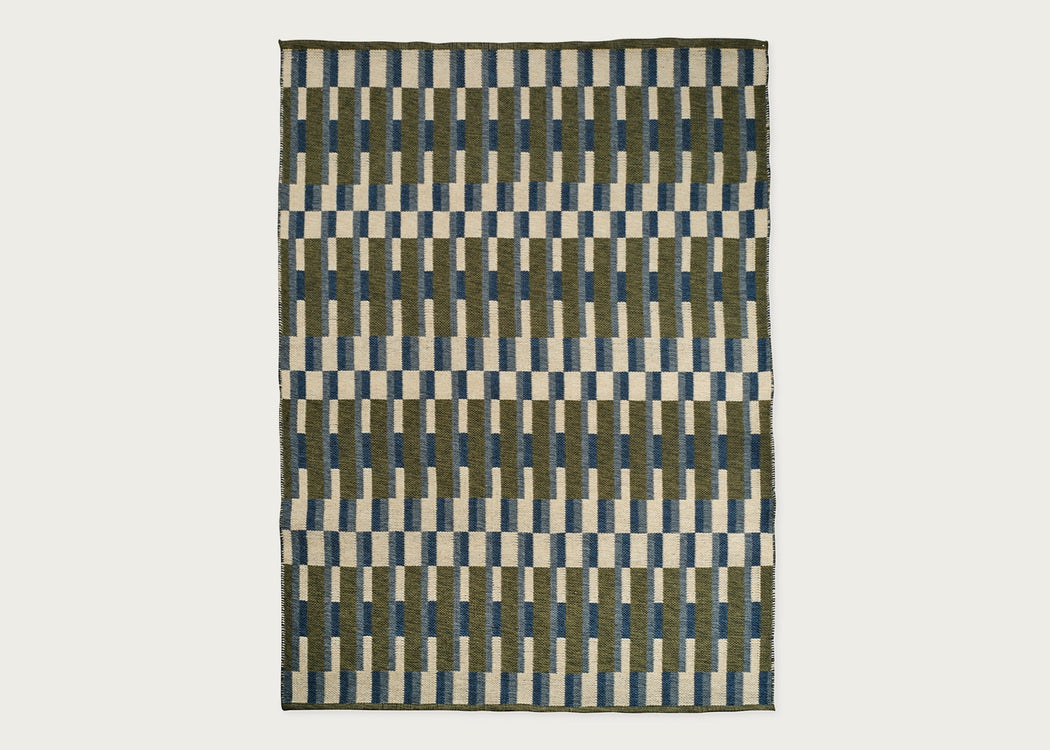 Offset Rug 140cm x 200cm