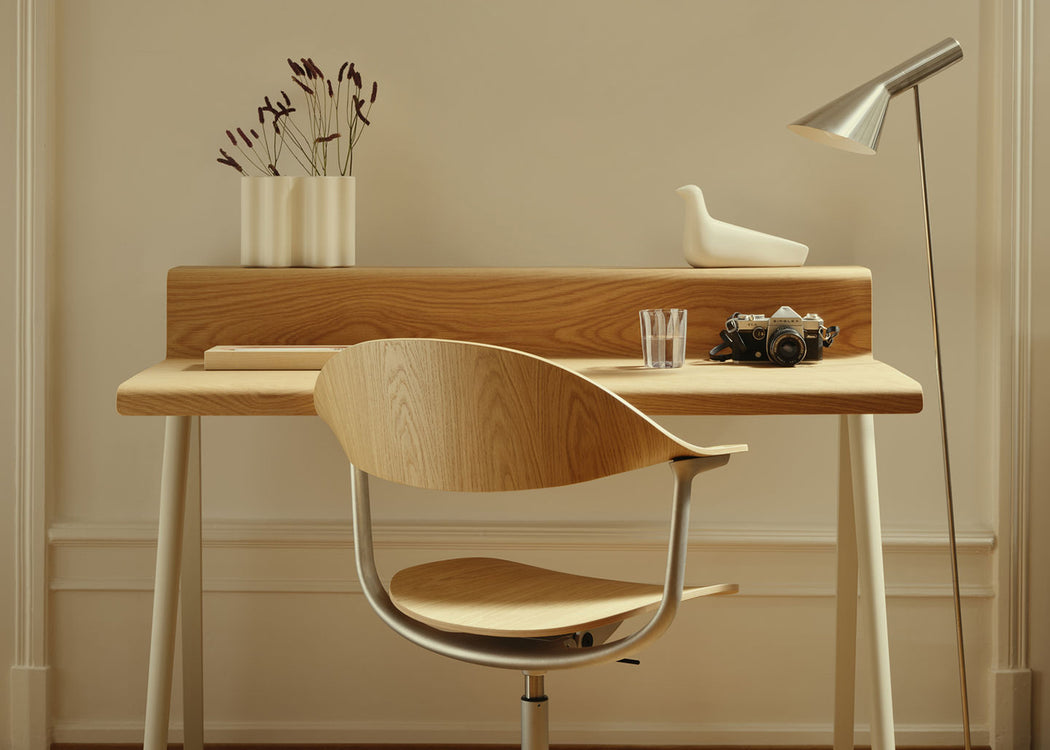 Courier Desk Dark Bordeaux