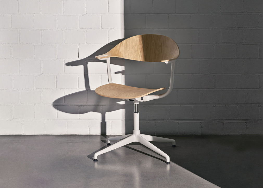 Mynt Chair Bottle Green