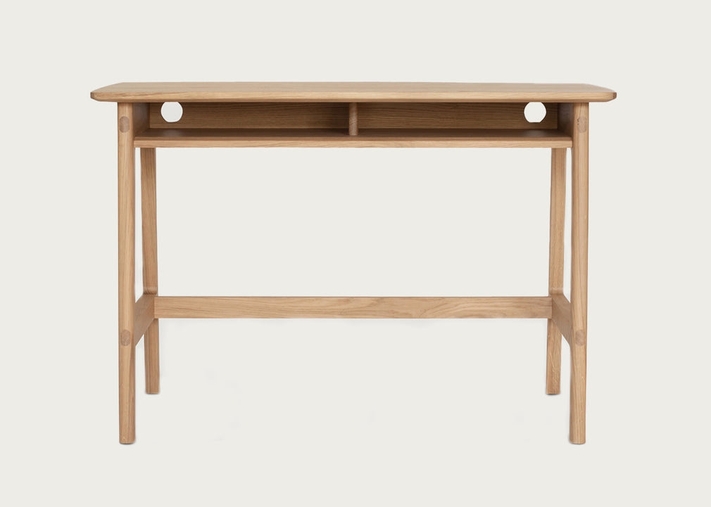 Dulwich Desk Oak