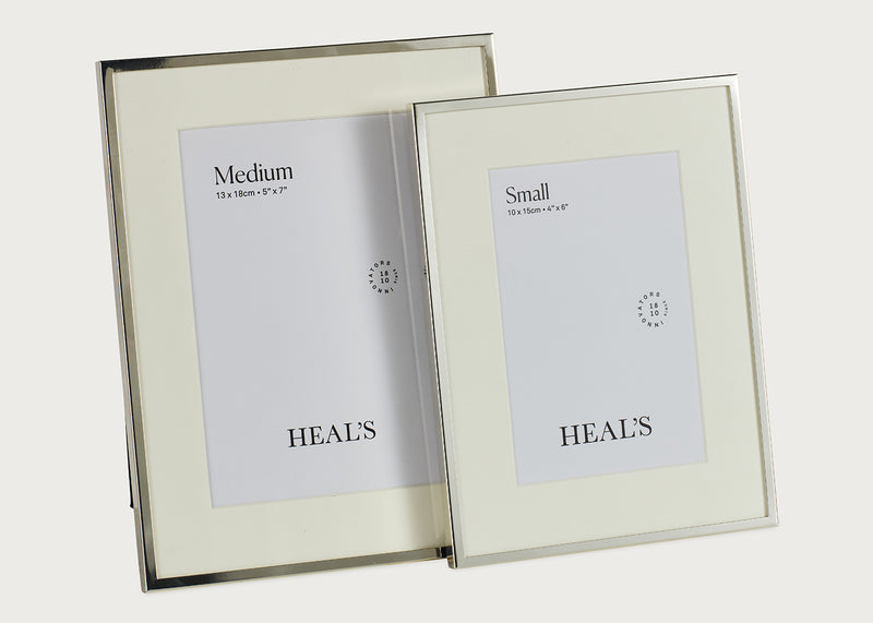Simple Photo Frame with Mount Silver
