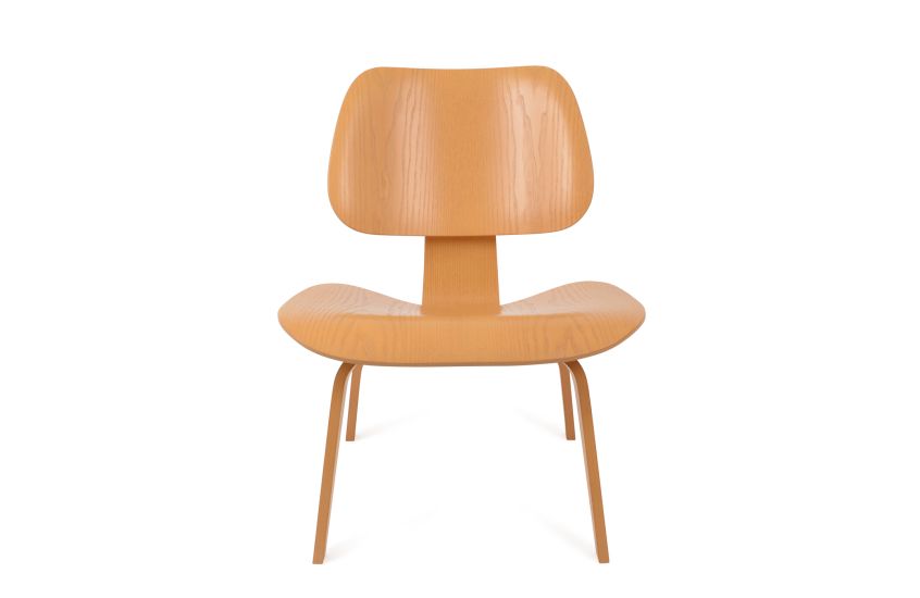 Eames molded plywood store dining chair
