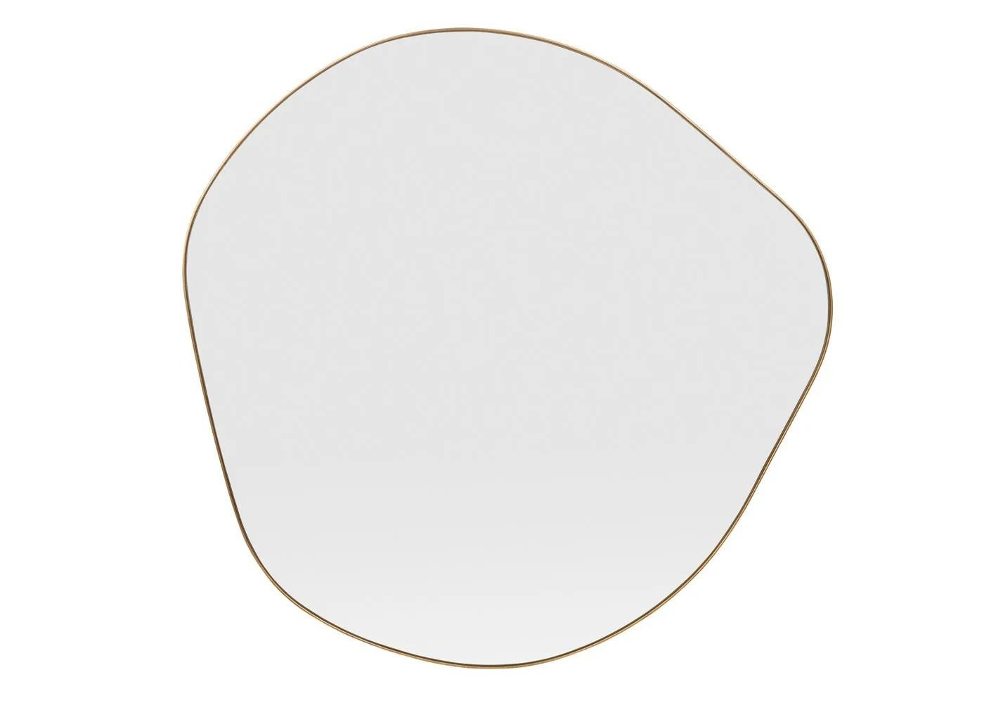 Shape store of mirror