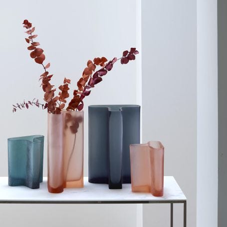T Vase
