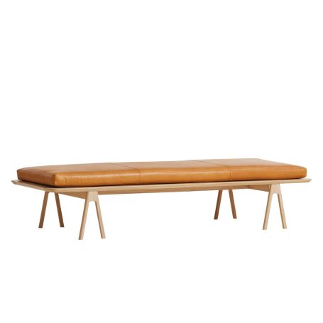 Level Daybed Oak Cognac Leather
