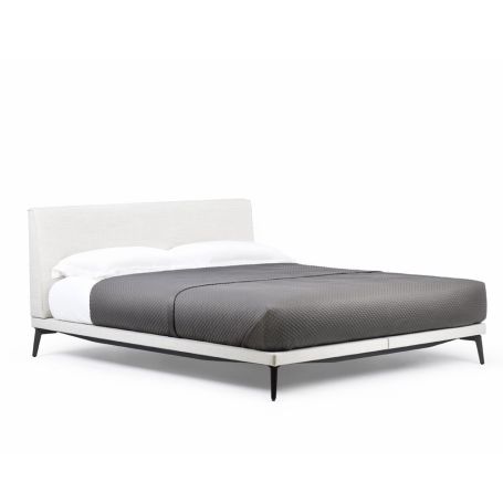 McQueen Kingsize Bed