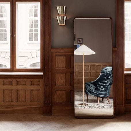 9602 Floor Lamp