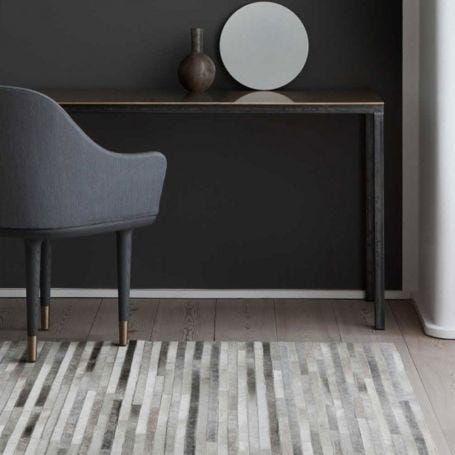 Channel Hide Rug Light Grey
