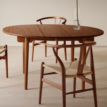 CH337 Extending Dining Table