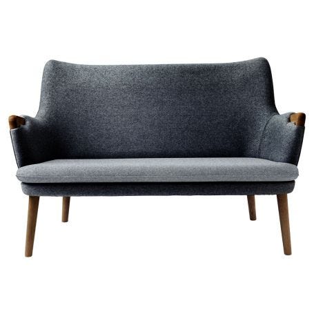 CH72 Sofa Frame Oiled Walnut Upholstered in Hallingdal 180