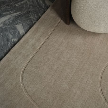 Cursive Expanse Rug Beige