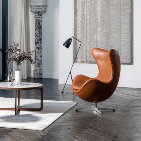 Egg Chair in Walnut Grace Leather