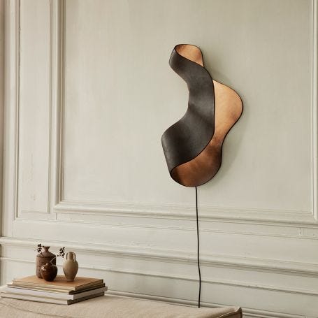 Oyster Wall Lamp Black