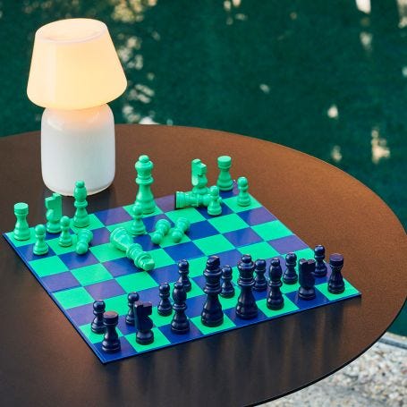 Hay Play Chess