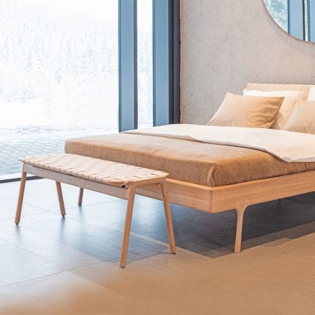 Klupa Bench
