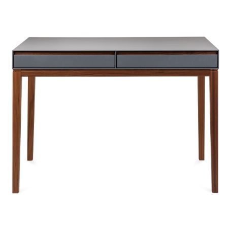 Lars Desk