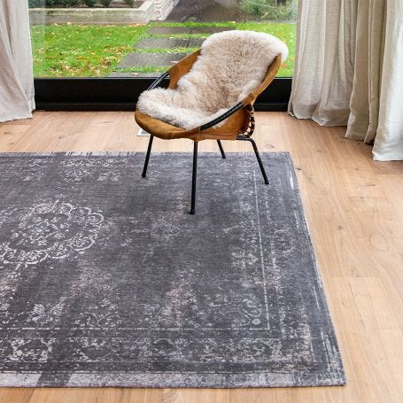 Fading World Rug Stone