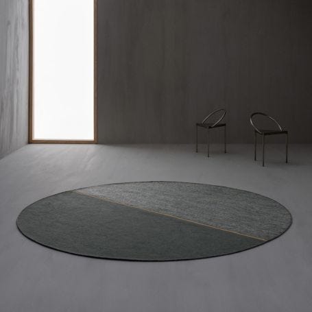 Magnatized Round Rug Green