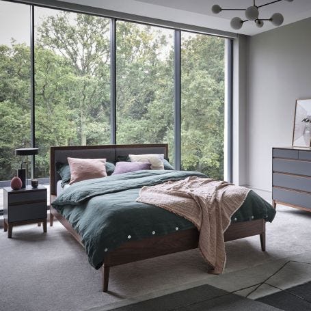 Lars Bed