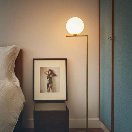IC F2 Floor Lamp