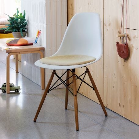 Eames DSW Chair, Upholstered Seat