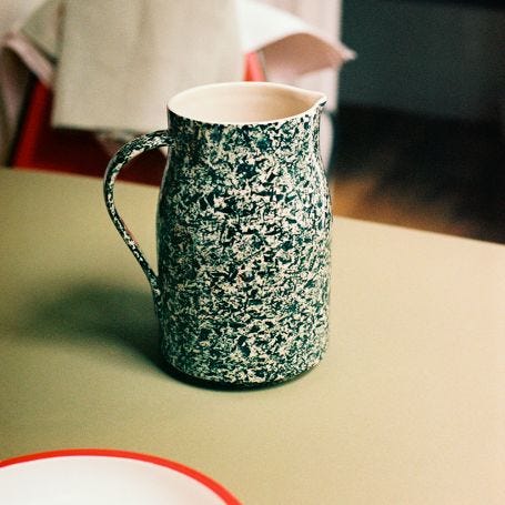 Sobremesa Jug Green