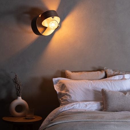 Verso Wall Light