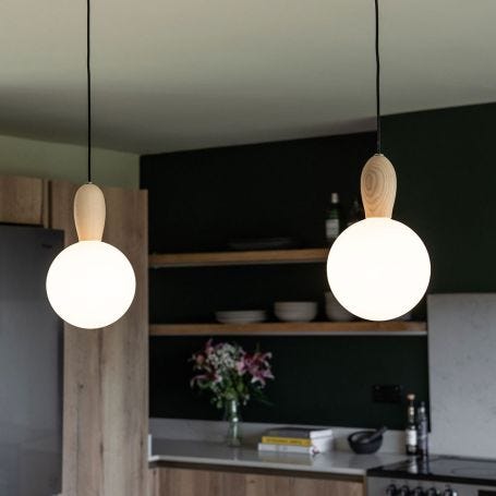 Aspen LED Bulb E27 G200