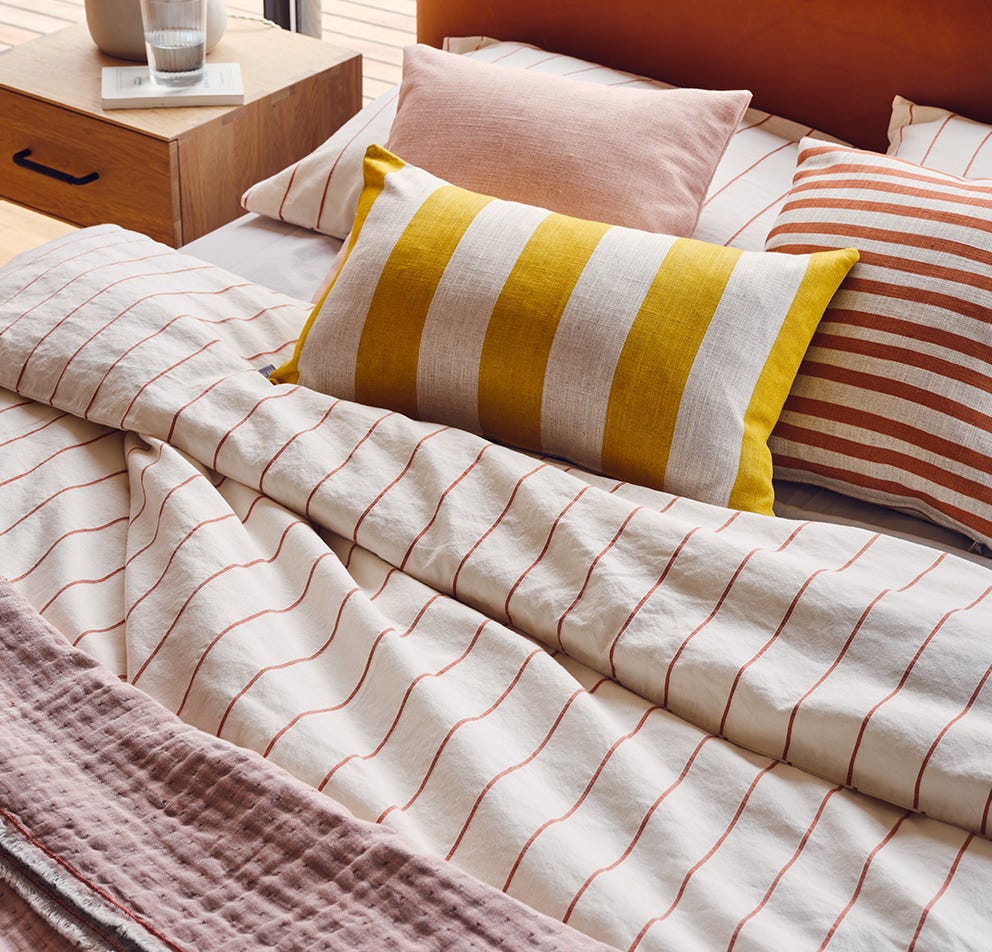 Bed Cover Buying Guide, Bedspreads & Quilts